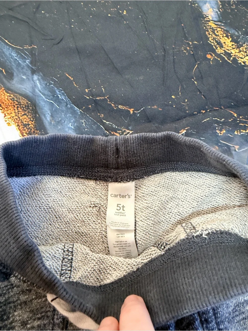 Carter’s pants size 5T kids